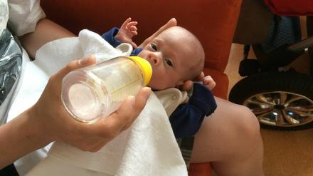 Lucas kam mit in der 26. Schwangerschaftswoche zur Welt, mit gerade einmal 380 Gramm. Er hat sich in den vergangenen Wochen gut entwickelt.