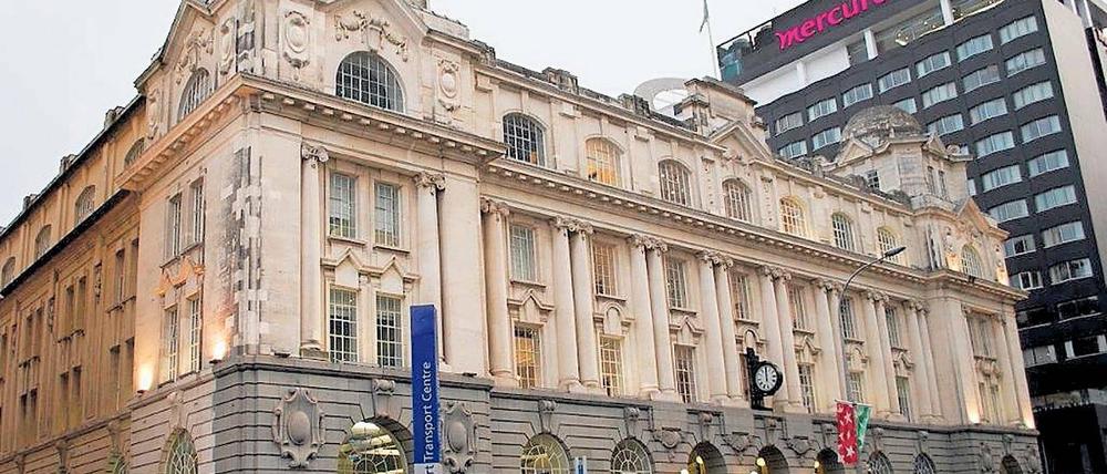 Nachbarschaft. Im neuseeländischen Auckland steht auch ein Mercure-Hotel in moderner Gestalt – wie in Potsdam neben einem mit historischer Fassade. Solche Beispiele fänden sich überall auf der Welt, meint ein PNN-Leser.