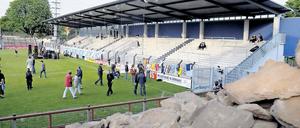 Die vorerst letzte Baustelle. In den Jahren 2010 und 2011 bekam das Karl-Liebknecht-Stadion eine neue Tribüne mit integrierten Funktionsräumen und Büros. Es war die vorerst letzte große Baumaßnahme an dem 90 Jahre alten Stadion, das innerhalb der Regionalliga und auch der Frauen-Bundesliga zu den schönsten Spielstätten gehört.