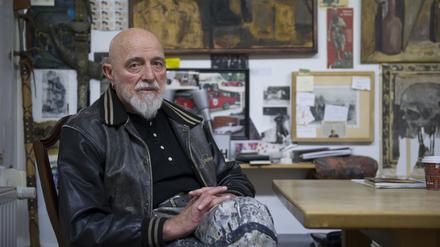 Markus Lüpertz arbeitet seit mehreren Jahren in seinem Atelier in Teltow. Dort entsteht der größte Teil seiner Kunst.