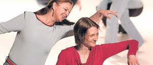 Tanzen aus Trotz. Sigrid Simon-Glinka und Katherina Hippe.
