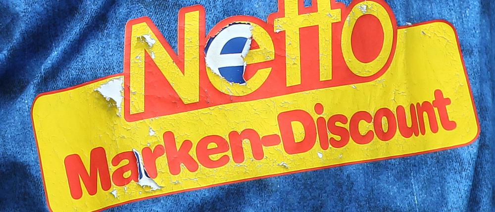 In einem Discounter in der Flotowstraße arbeitet ein aktiver Neonazi. Das Unternehmen "Netto" will den Hinweisen nachgehen.