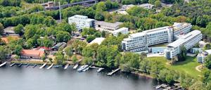 In die Jahre gekommen. Das früher beliebte Ausflugslokal „Seekrug“ am Templiner See ist seit Langem geschlossen. Auch hinter dem einst erfolgreichen Ruderstandort stehen Fragezeichen.