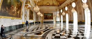 Der Marmorsaal im Neuen Palais zeigt sich nach umfangreichen Restaurierungsarbeiten in alter Schönheit.
