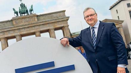 Entspannt. Innensenator Frank Henkel will Regierender Bürgermeister werden.