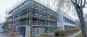 Mehr Platz. Das Biomedizintechnikum III am Forschungsstandort Teltow-Seehof soll im Sommer eröffnet werden. Nun ist als Nachfolgeinvestition für sechs Millionen Euro ein Gründerzentrum geplant.