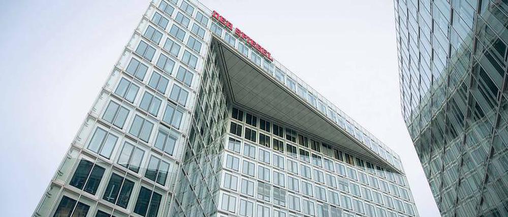 Kommunikationsfeindlich. Der „Innovationsreport“ schlägt vor, dass der „Spiegel“ aus seinem Gebäude an der Hamburger Ericusspitze auszieht.