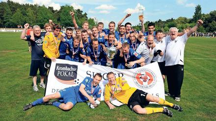 Fünf Jahre ist es bereits her. Babelsberg 03 gewann zuletzt 2011 den brandenburgischen Landespokal. Im Finale wurde damals der VfB Hohenleipisch mit 3:0 bezwungen. In den darauffolgenden Spielzeiten scheiterte der SVB, der mit acht Cup-Gewinnen Rekordsieger ist, je einmal im Viertel- beziehungsweise Halbfinale und zweimal im Endspiel.