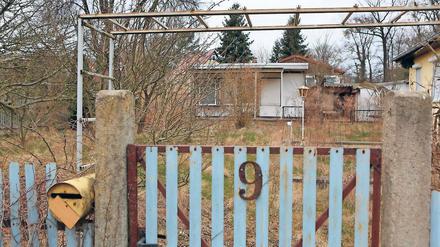 Ungenutzte Lauben. Einige Parzellen im Glienicker Winkel sind bereits nicht mehr verpachtet. Hier konnten sich die Grundstückseigentümer mit den Pächtern auf einen Vergleich einigen. Nach einem langjährigen Streit könnten auf dem Kleingartenland im nördlichen Babelsberg nun Wohnungen gebaut werden.