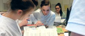Echtbetrieb. Die Schüler organisieren den Stationsalltag selbst.
