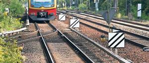 Abgefahren. Das einzige S-Bahn-Gleis nach Berlin muss saniert werden.