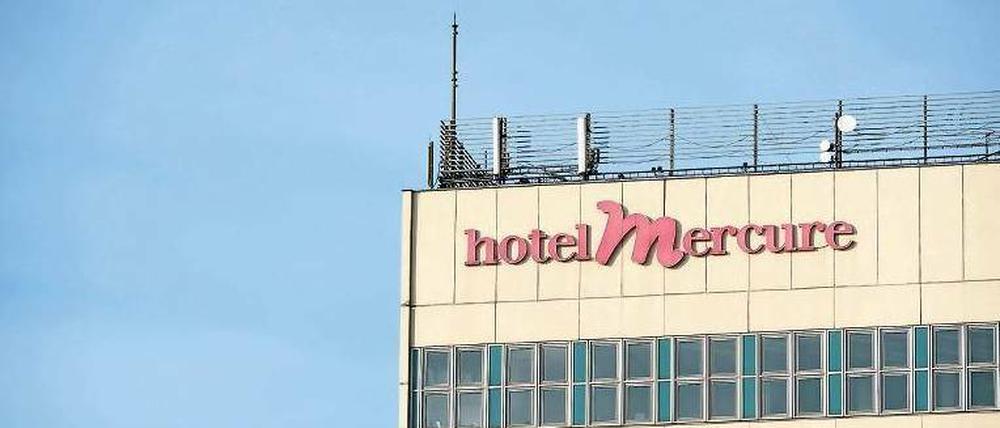 Haus mit Historie. Die Initiative "Potsdamer Mitte neu denken" will ein Bürgerbegehren zum Mercure starten.