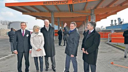 Müll abladen erlaubt. Am Dienstag wurde der neue Wertstoffhof eröffnet.