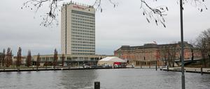 Perspektivisch soll das Hotel Mercure abgerissen werden.