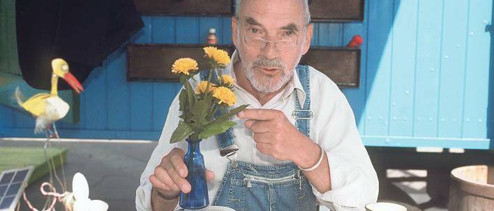 Er drehte in Heiligensee und lebte am Ku’damm. Peter Lustig, Jahrgang 1937, kam einst als Tontechniker nach Berlin. Von 1978 bis 2005 moderierte er die Kindersendung „Löwenzahn“, die auch viele Erwachsene regelmäßig schauten.