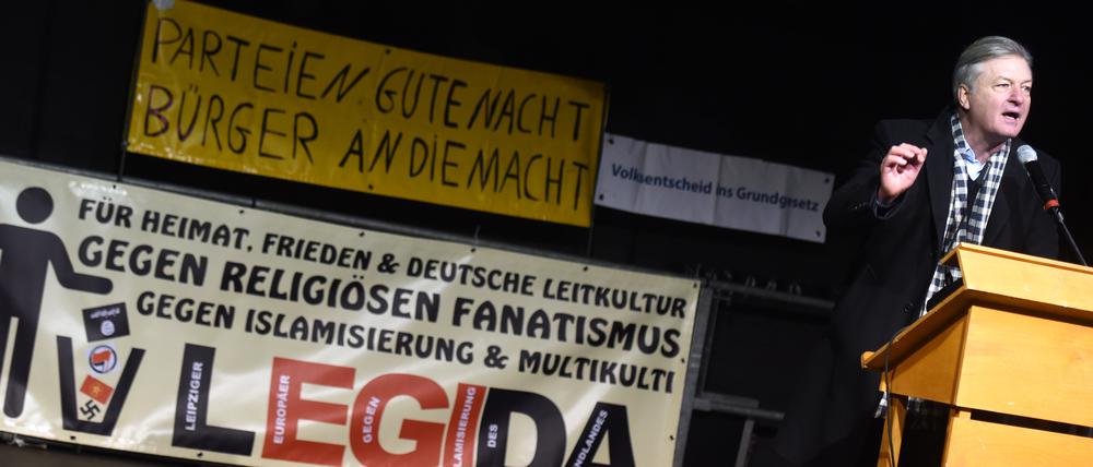 Jürgen Elsässer sprach auf der Demonstration der islamkritischen Bewegung "Leipzig gegen die Islamisierung des Abendlandes" (Legida) im Januar 2015.