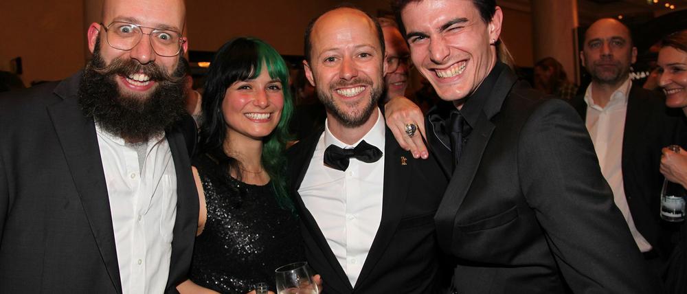 Das Team von "Love Steaks": Regisseur Jakobs Lass, Drehbuchautorin und Produzentin Ines Schiller, Produzent Fabian Gasmia und Musiker und Produzent Golo Schultz.