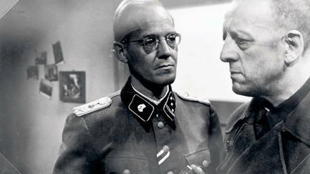 Klarer sehen. Um die historische Richtigkeit von „Nackt unter Wölfen“, hier mit Herbert Köfer, wurde viel gestritten.