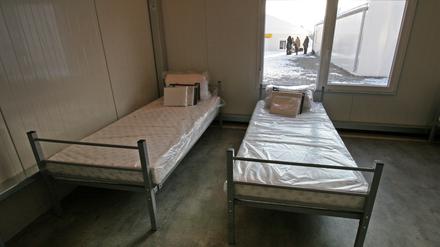 Ein Blick in die Leichtbauhalle in Neu Fahrland: So ähnlich sieht es auch in den Leichtbauhallen in Drewitz aus:.