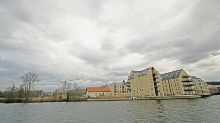 Die Baumassen und die Dichte der mittleren Speicherstadt – rechts im Bild – sind vielfach kritisiert worden. Auf der benachbarten Brache im nördlichen Teil der Speicherstadt soll es besser laufen.