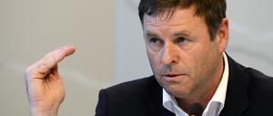 Brandenburgs Finanzminister Christian Görke (Linke) betonte, dass es trotz höherer Kosten für Flüchtlinge keine Einschnitte bei den politischen Schwerpunkten von Rot-Rot geben werde.