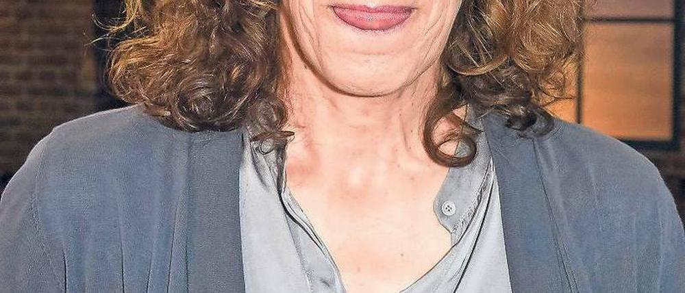 Weltberühmt in Österreich. Seit 2011 ermittelt Adele Neuhauser, 57, als Major Bibi Fellner im Wiener „Tatort“, zusammen mit Harald Krassnitzer.