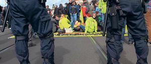 Blockade. Die Polizei hätte einschreiten müssen, fand das Gericht.