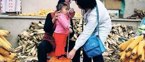 Der Alltag in Vietnam. Fotograf Thomas Billhardt fotografierte überall auf dem Erdball, aber besonders gern in Vietnam. Er war auch unter anderem im Süden des Landes, kurz nachdem der Norden den Krieg gewonnen hat.