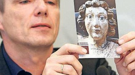 Thomas Drachenberg. Hier 2014 mit einem Bild aus der Marienkirche Bernau.