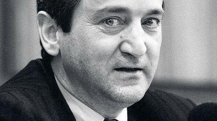 Wolfgang Schnur. Hier auf einem Bild vom November 1989.