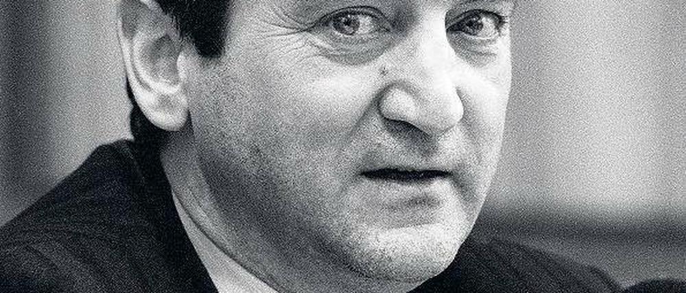 Wolfgang Schnur. Hier auf einem Bild vom November 1989.