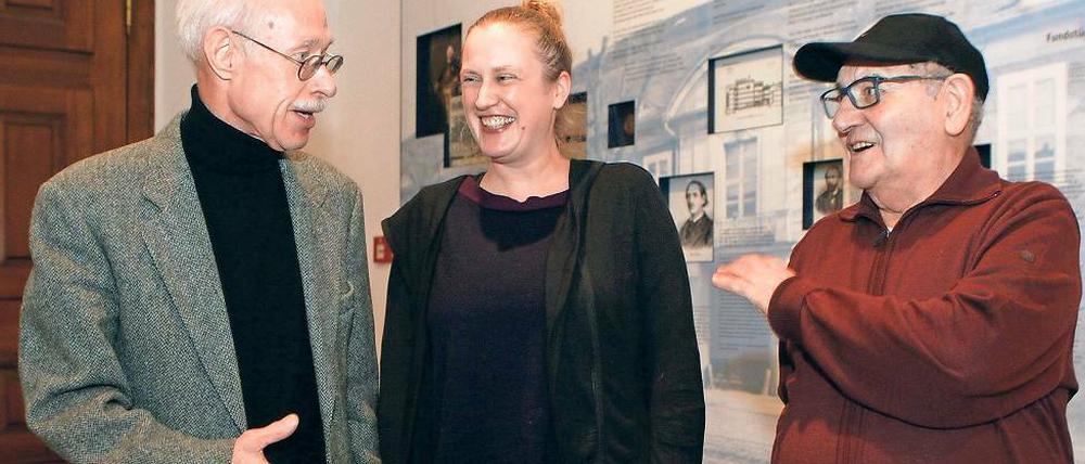 Auf Spurensuche. Jens Ventzki, Tanja Cummings, Natan Grossmann (v.l.).