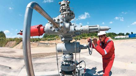 Fest im Griff. Die Pilotanlage in Ketzin ist Europas größtes Forschungsprojekt zur geologischen Speicherung des Treibhausgases Kohlendioxid. Das Gas sei in 630 Metern Tiefe sicher verstaut, so die Forscher.