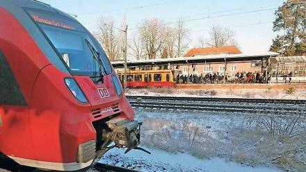 Am Bahnhof Griebnitzsee soll zwischen dem Regionalbahnsteig und dem S-Bahnsteig ein weiterer Bahnsteig für die Regionalzüge entstehen.