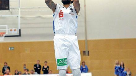 Offensivschwäche. Kein Team in der Liga hat weniger Punkte erzielt als der RSV um Flügelspieler Jeff Harper.