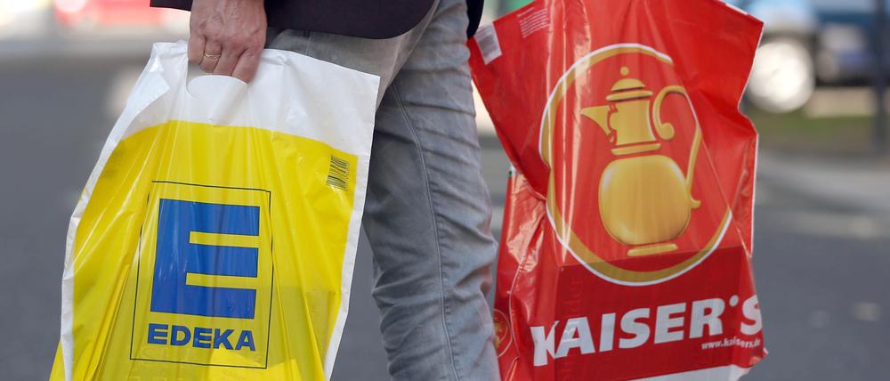 Genehmigt: Die Edeka-Gruppe will zukünftig 451 Supermärkte von Kaiser´s Tengelmann schlucken.