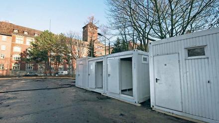 Im vergangenen Jahr hat es Potsdam nicht geschafft, alle Flüchtlinge unterzubringen, die das Land der Stadt zuteilt. Das soll nun nachgeholt werden. Platz ist noch im alten Landtag.