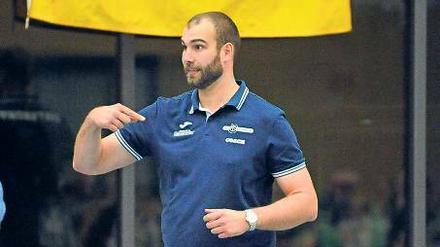 Fordert mehr Offensivstärke. Eintracht-Trainer Jan Sauerbrey.