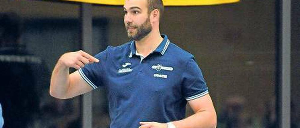 Fordert mehr Offensivstärke. Eintracht-Trainer Jan Sauerbrey.