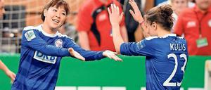 Mal wieder richtig jubeln. Das wollen die Turbine-Spielerinnen Asano Nagasato und Lidjia Kulis – so wie im vergangenen Jahr – beim Turbine-Hallencup.