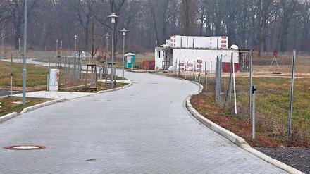 Prominenter Bauherr. Das Erdgeschoss des künftigen Hauses von Oberbürgermeister Jann Jakobs (SPD) am Jungfernsee ist im Rohbau bereits fertig.