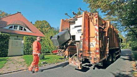 Teurer Müll. Die Abfallentsorgung wird ab diesem Jahr teurer – unter anderem wegen der neuen Biotonnen. Aber auch die Abholung der Restmülltonnen wird deutlich teurer.