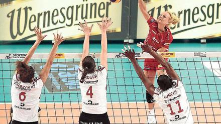 Sie spielte überragend. Gegen die Potsdamerin Saskia Hippe fanden die Roten Raben aus Vilsbiburg kein Mittel. Mit 27 Punkten war sie Garant für den zweiten Sieg in Folge in der Volleyball-Bundesliga.