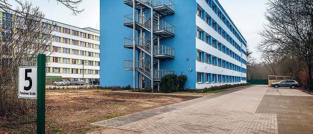 Im Asylbewerberheim in Teltow wurde ein 21-jähriger Bewohner erstochen.