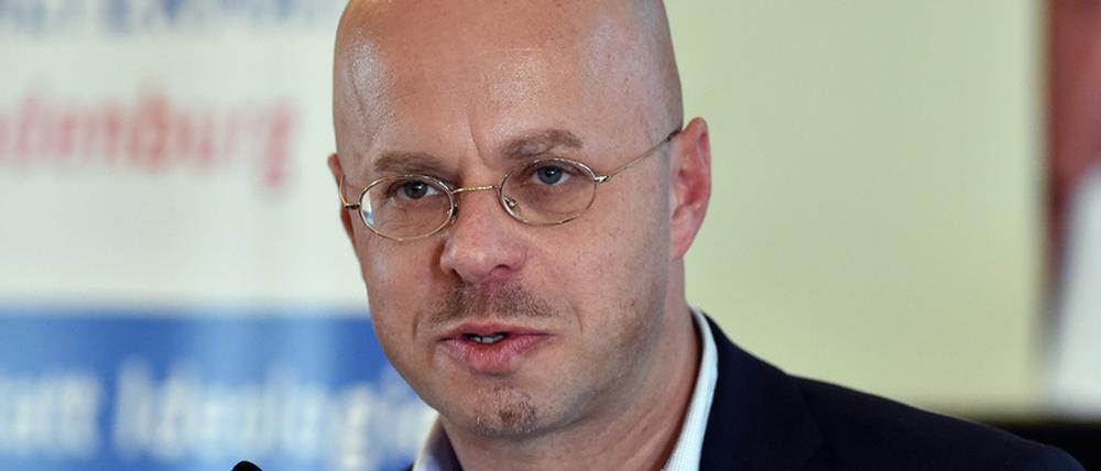 Andreas Kalbitz auf dem Landesparteitag der Brandenburger AfD am 21. November 2015.