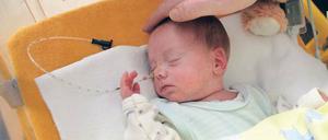 Mit der „NeoCam“ können Eltern von Frühchen künftig auch außerhalb des Krankenhauses bei ihren Kindern sein.