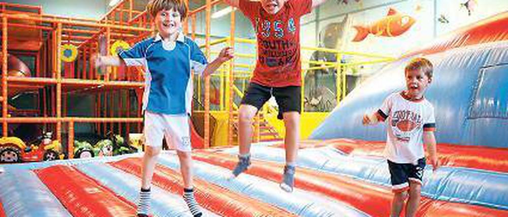 Toben im Trockenen. Rund 100 Kinder können in der Halle spielen.