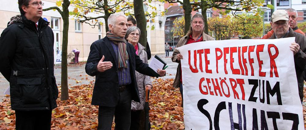 Protest am Schlaatz: Die Suspendierung Ute Pfeiffers kommt zum schlechtesten Zeitpunkt.