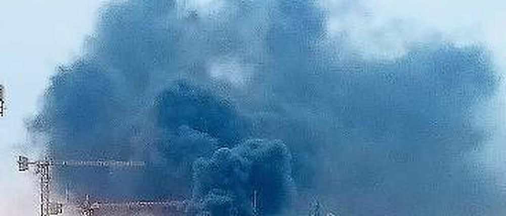 Rauchwolken über Teltow. Der Brand war weithin sichtbar.