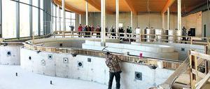 Bautenstand bei einer Führung im Dezember 2013. Viel hat sich seitdem auf der Baustelle der Blütentherme nicht getan, und auch in diesem Jahr werden die Bauarbeiten kaum wieder aufgenommen.